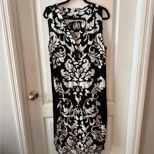 Chic Black and White Patterned Midi Dress